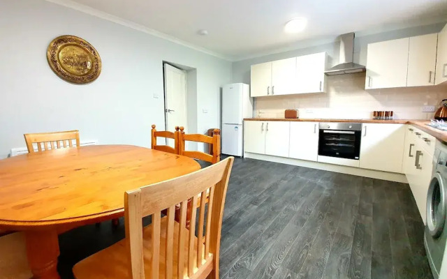 Spacious Holiday Home Closeby River in Alness!