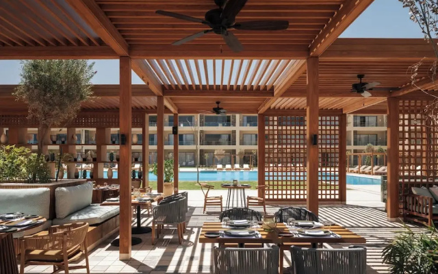 Sakhra  & Spa, Almaza Bay