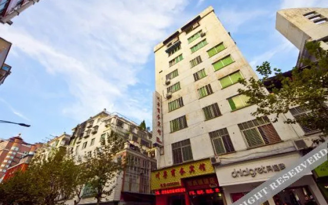 Chuanyue Business Hostel