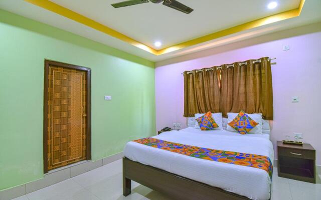 Fabhotel Knight Airways