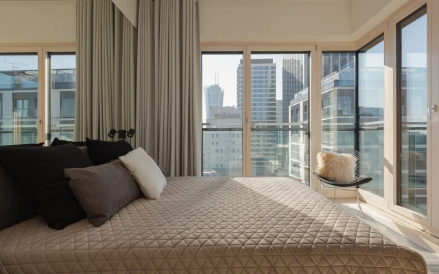 Luxury Suite by Renters Prestige