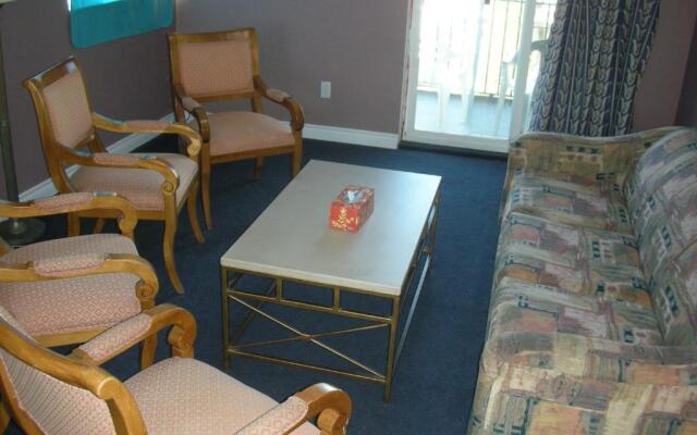 Cache Creek Inn