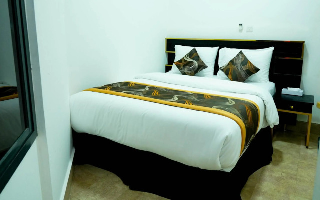 OYO 112 Star Emirates Downtown