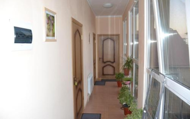 Guest House Lyubimy — фото
