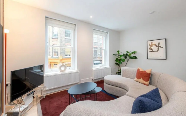 Apartment-sleeps4-parking-100walkingscore