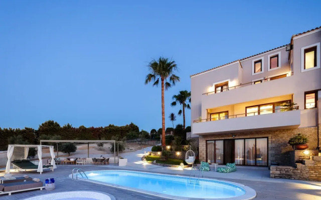 Villa Natura - With Private Heated Pool