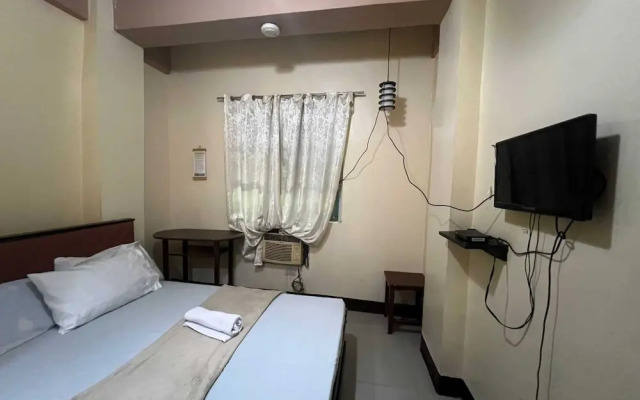 OYO 1151 AAM Transient and Guesthouse