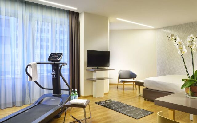 Отель Unahotels Century Milano