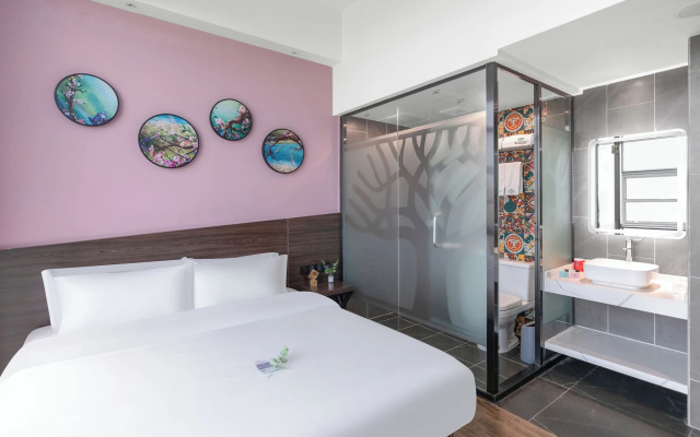 Spring Time Hotel
