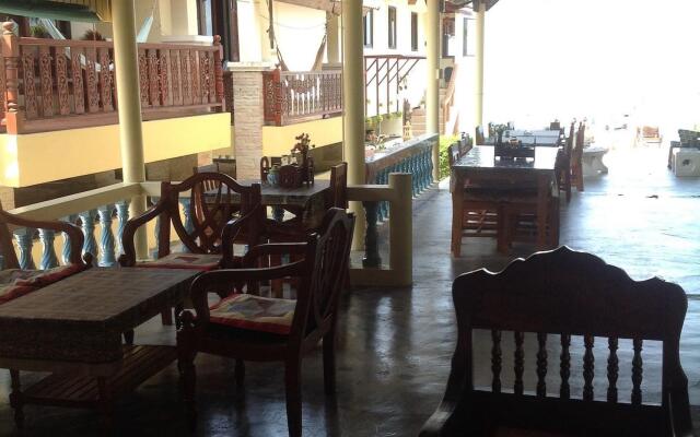 Starlight Haad Rin Resort