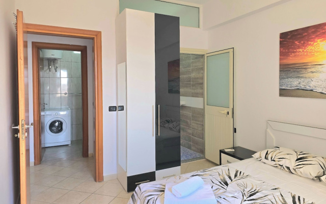 Mandalay Suites By The Beach 079