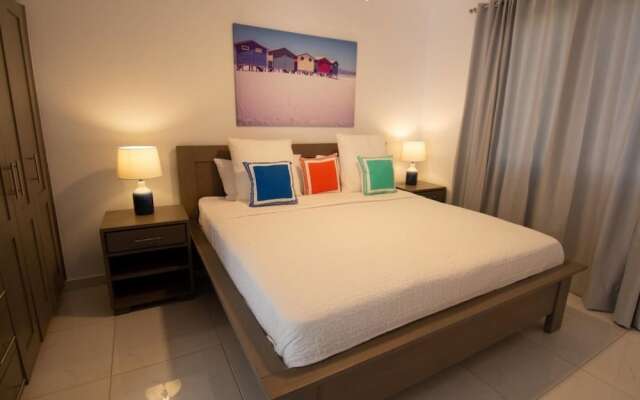 Private 3 Bedroom Villa Near Walking Trail