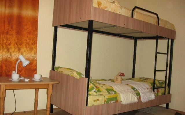 Lary Hostel