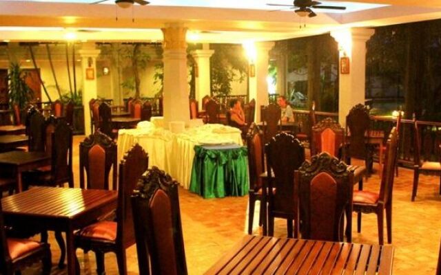 Chitchareune Mouangluang Hotel