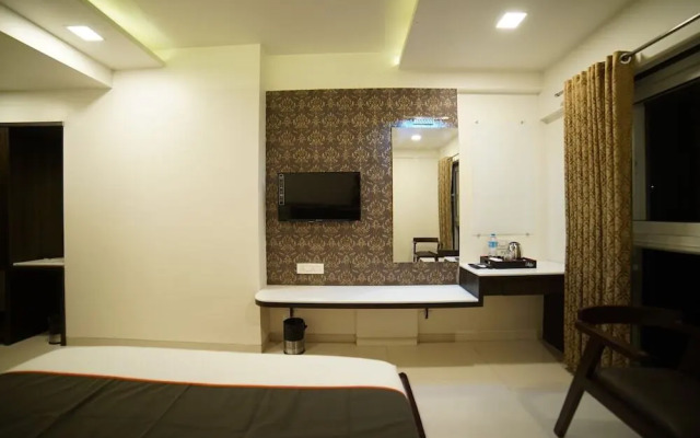 Ramji's Residency by OYO Rooms