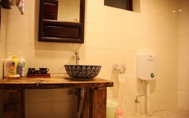 Adu's Room Inn- Shuhe