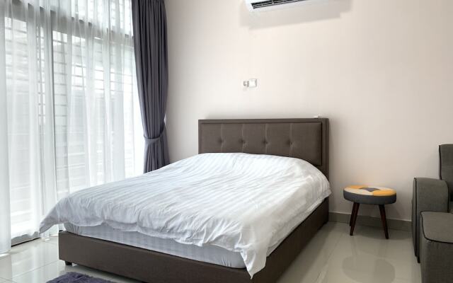 Palazio Serviced Apartment