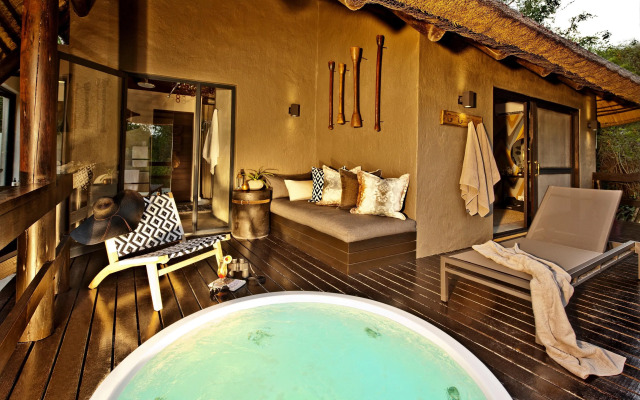 Sabi Sabi Little Bush Camp