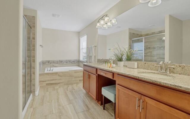 5421 Solterra Circle