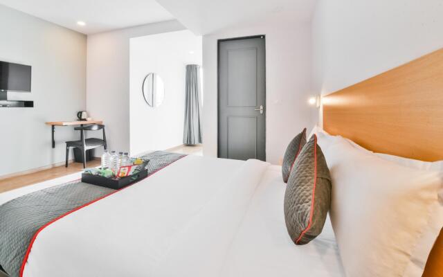 OYO Townhouse 323 Sector 9 Hiran Magri