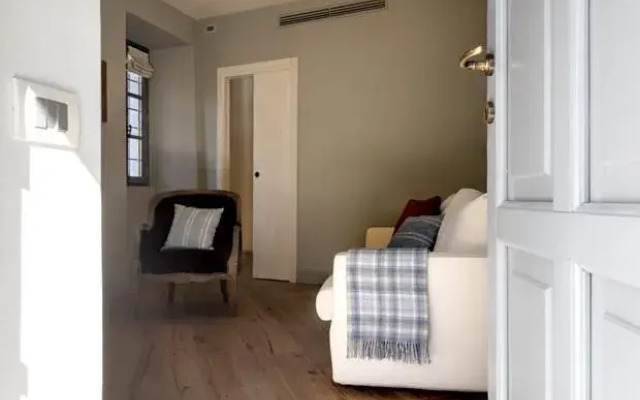 Isola Bella Apartments - Via del Voltone