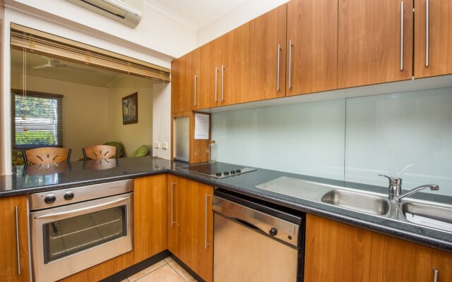 Picnic Bay Apartments Unit 1