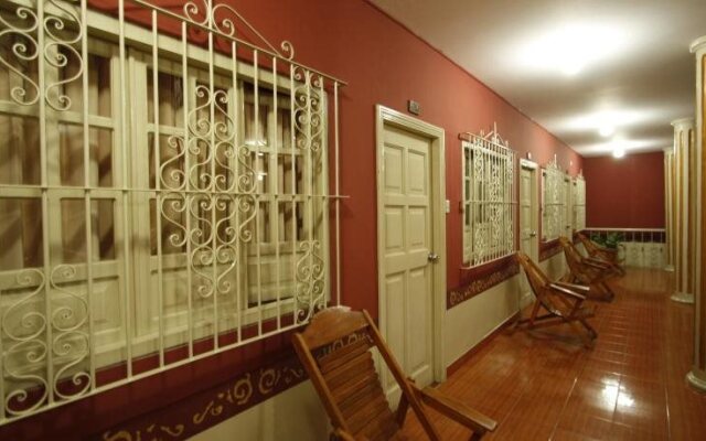 Hotel Colonial