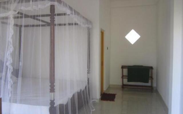 Serene Niche