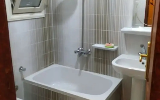 Explore Cairo From A Cozy Designed apt