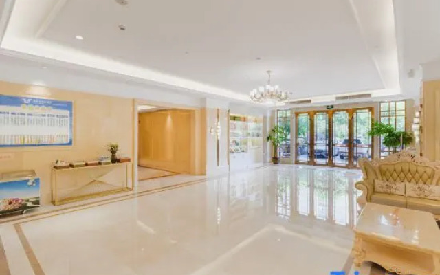 Vienna International Hotel (Nanning Provence Jinyang Road Metro Station Branch)