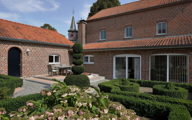 Modern Holiday Home with Private Garden in Borgloon