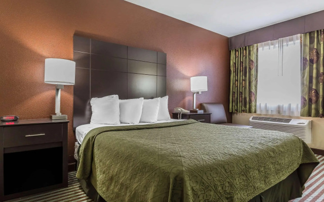 Quality Inn Mount Vernon, IL