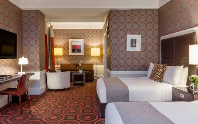 Empire Hotel