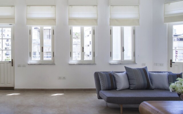 Brand New Apartment 1 Min Walk Beach TL1