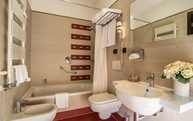 Merulana Inn Guest House