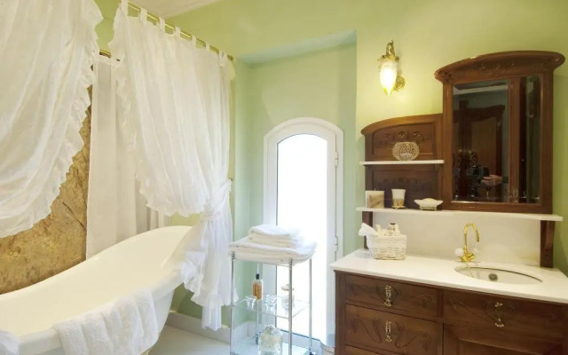 Hotel Boutique Edelweiss La Garriga - Adults Only