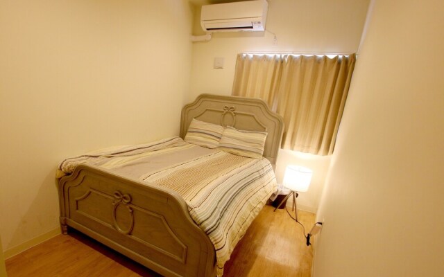 Seaside Condominium Mihama