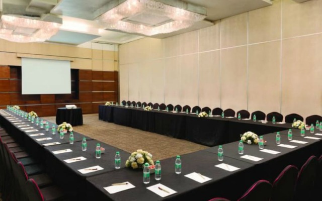 RAMADA POWAI HOTEL &amp; CONVENTION CENTRE