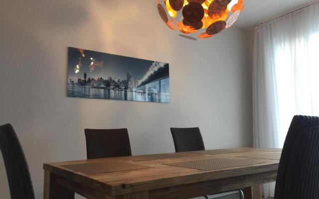 Spacious Starnberg Condo next to Munich