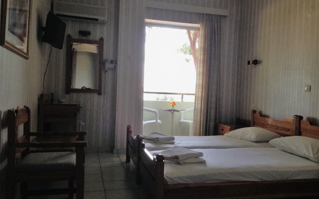Phaethon Hotel