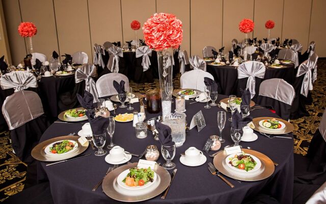 Radisson Hotel El Paso Airport