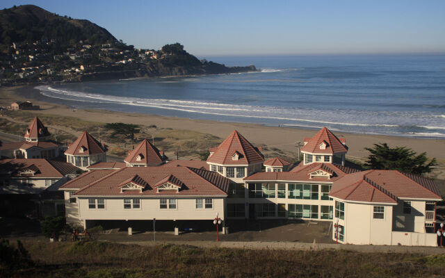 Pacifica Beach Hotel