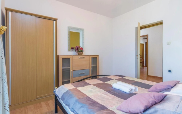Amazing Home in Porec With Wifi and 3 Bedrooms - Hotel in Porec - Photo 5