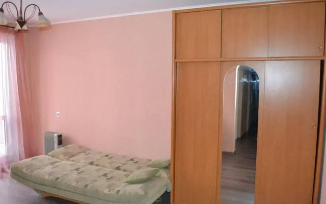 Apartment on 9 Aprelya