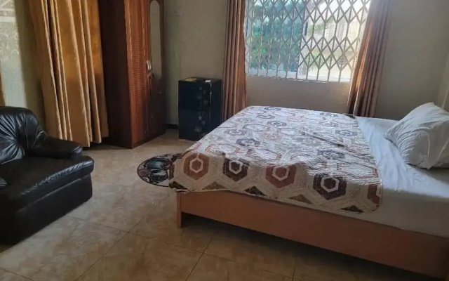 Hide View Hotel