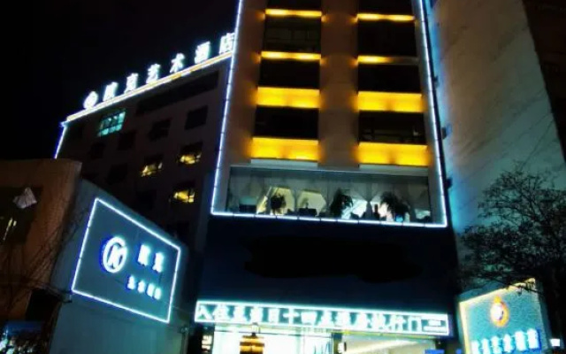 Witness Ouk Art Hotel