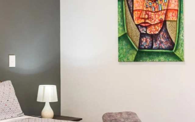Modern Private Apartment