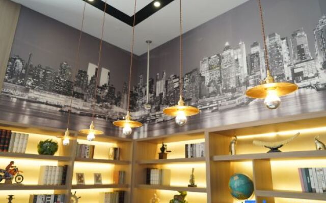 JI Hotel Shanghai Huai Hai