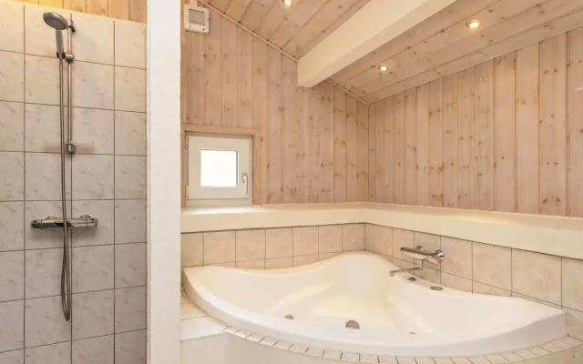 6 Person Holiday Home in Bindslev-by Traum