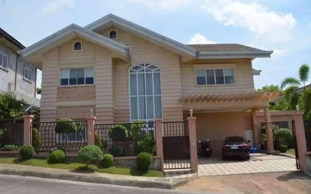 Elegant 3BR Private Home in Vista Grande